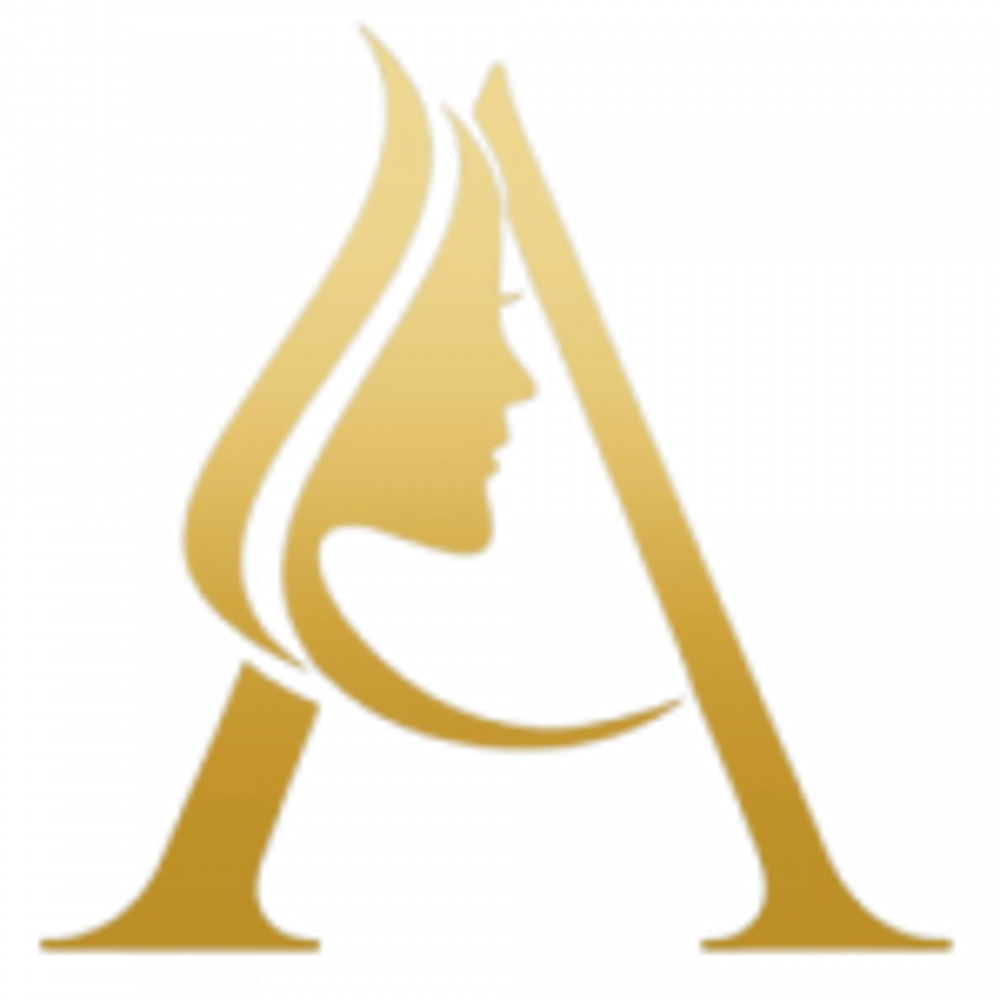 Goldenes, stilisiertes "A" mit einem Frauenprofil als Teil des linken Strichs.