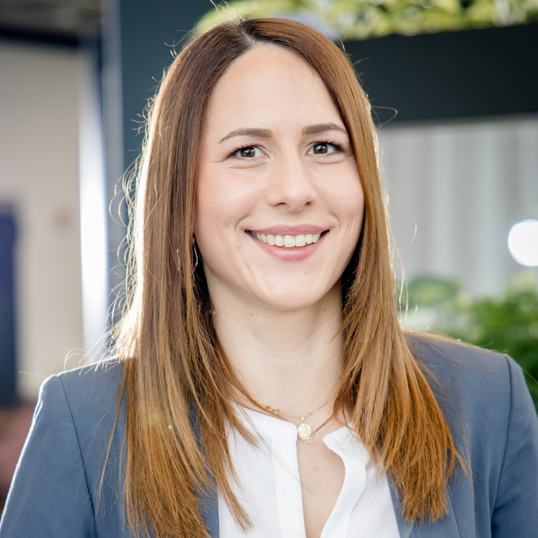 Julia Luckert