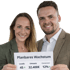 Zwei Personen halten ein Schild mit "Planbares Wachstum", Leads 45, Umsatz 32.400€, Conversion 12%
