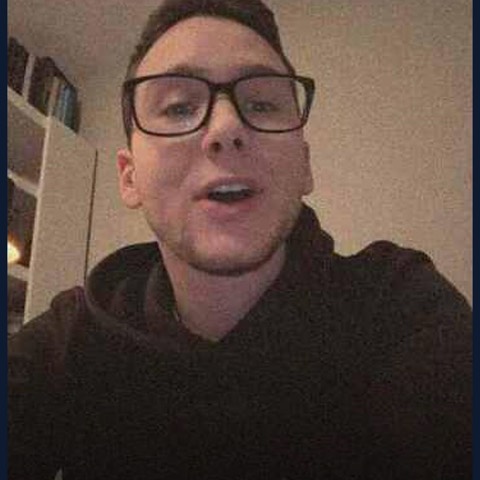 Tobias, 22