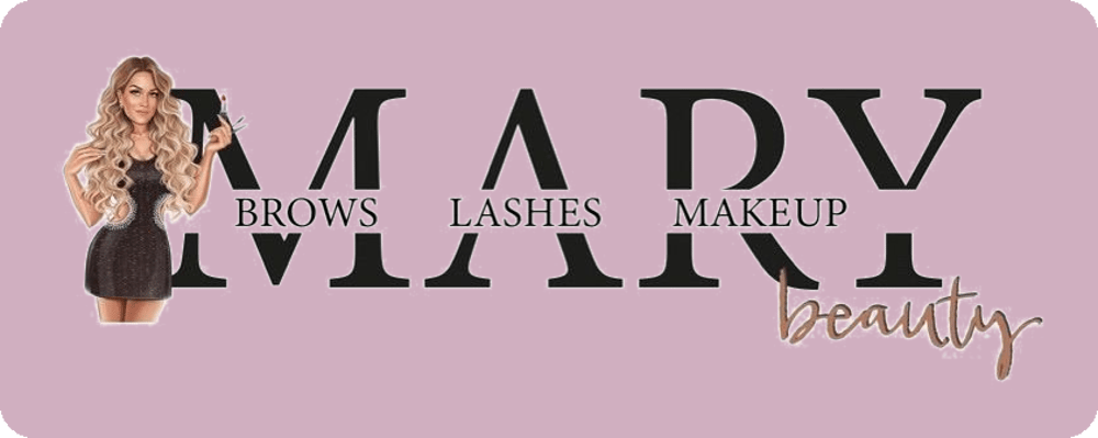 Logo für Mary Beauty mit den Leistungen Brows, Lashes und Makeup neben einer Frau mit langen blonden Locken auf Rosa.