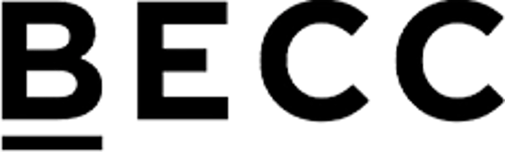 BECC Logo in schwarzer Schrift auf dunkelgrünem Hintergrund.