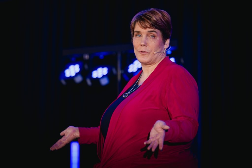 Portraitfoto der Gründerin von Herzoffenheit