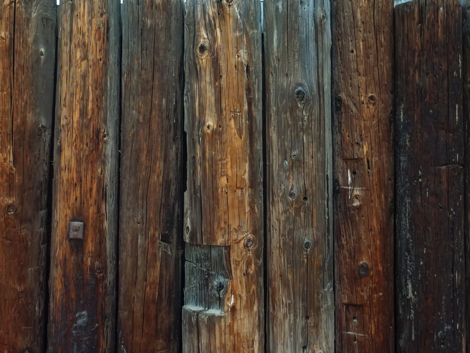 Weathered wood privacy fence at a Columbia, Maryland home
