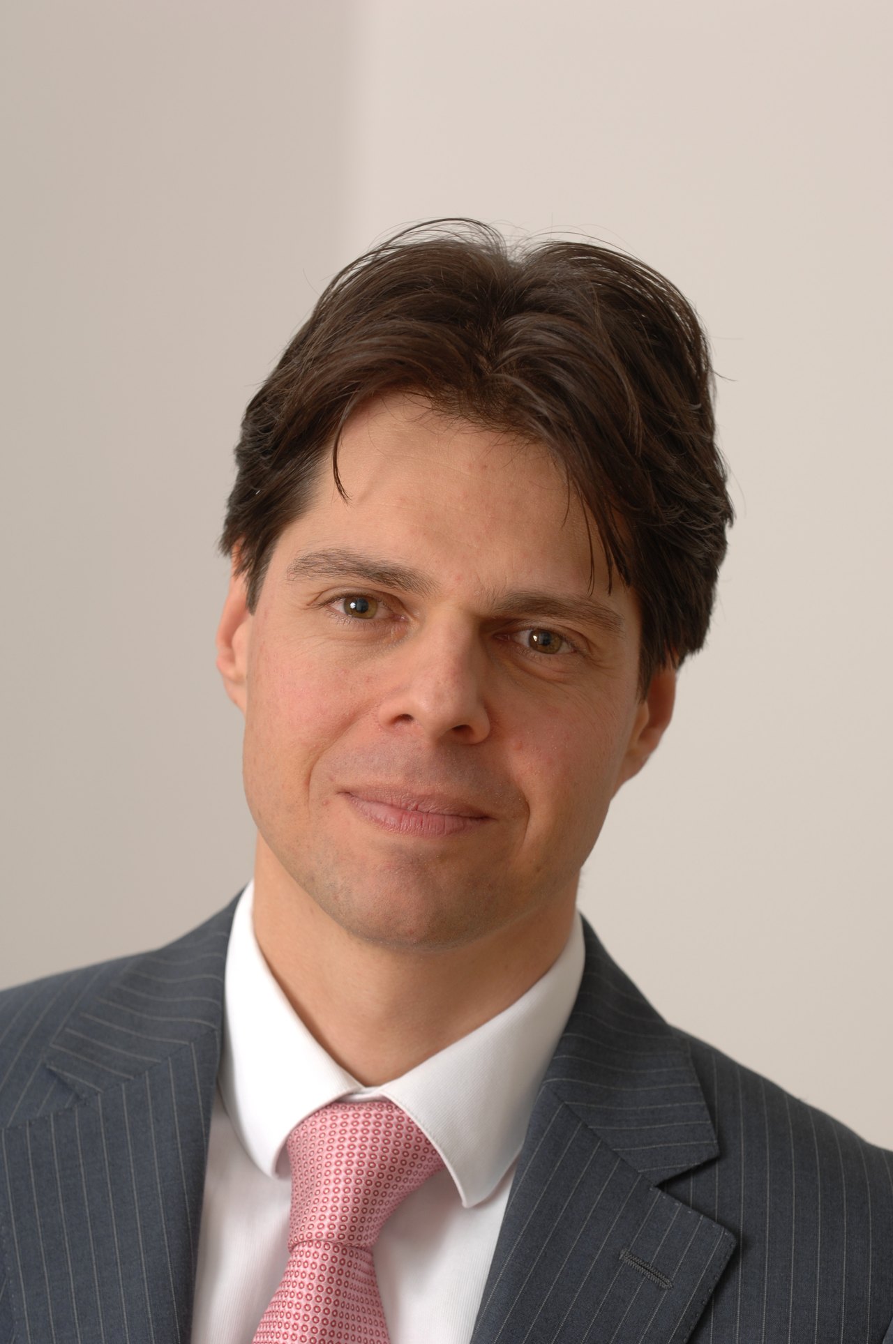 Dr. Alexander Lindner