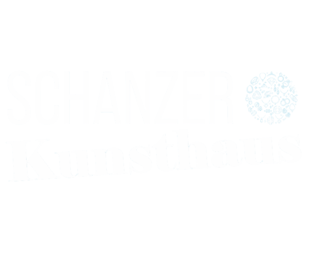 Schanzer Kunsthaus Logo: Weißer Text "SCHANZER Kunsthaus" und ein Erdkugel-Symbol auf dunkelgrünem Hintergrund.