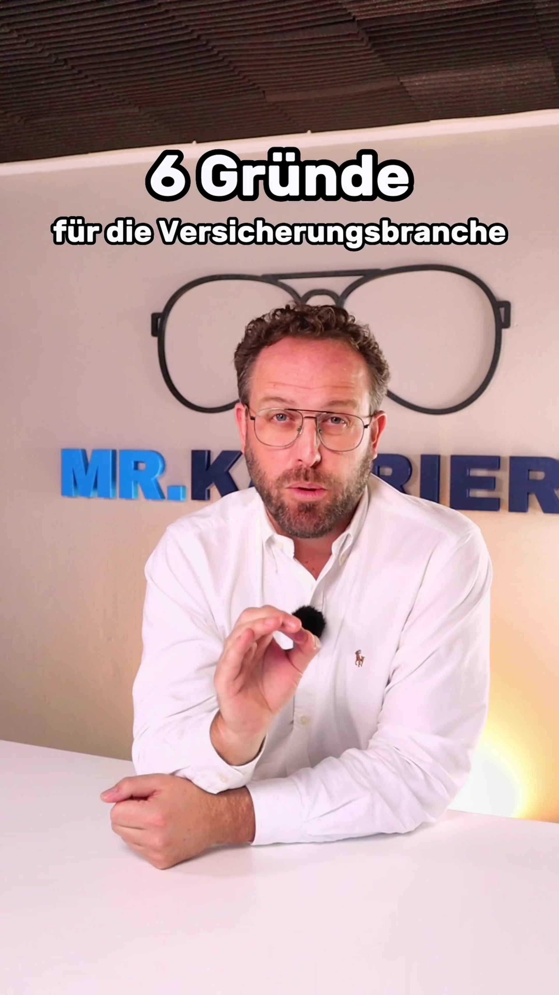 Standbild aus dem Video mit sechs Gründen für die Versicherungsbranche