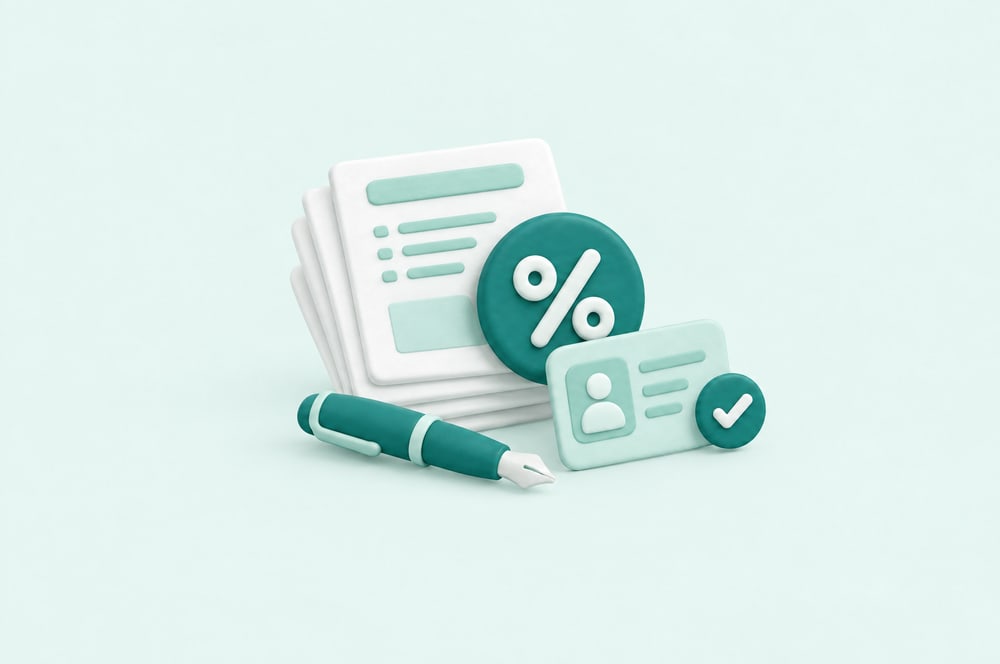 Illustration: Steuerformulare mit Prozent-Plakette, Füller und Ausweis mit Haken