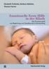 Buchcover mit schlafendem Neugeborenen, das ein Namensbändchen trägt und von einer Hand gehalten wird. Emotionelle Erste-Hilfe in der Klinik: ein Praxismodell zur Begleitung von Familien am Lebensanfang 