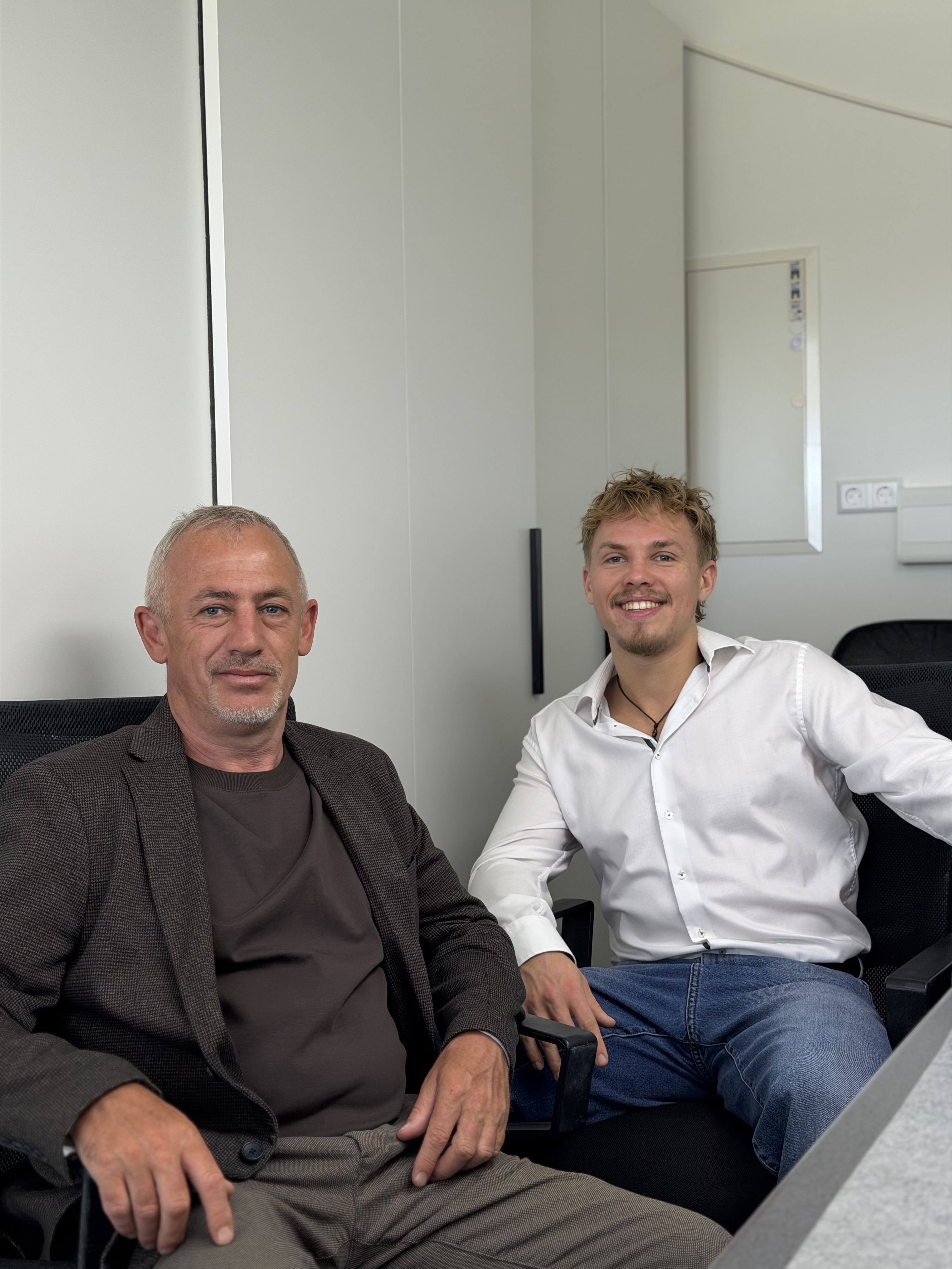Waldemar und Noah Kern von ADU-Dental