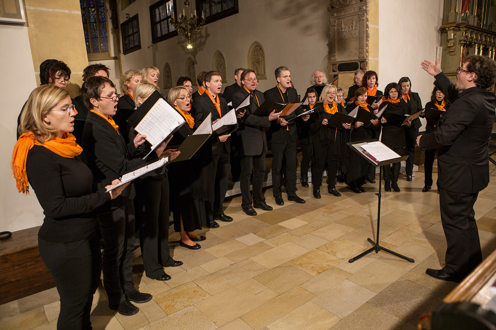 Alba sote Vorenze singing at the Songs of Spirit concert, Voices of Spirit 2015, Graz