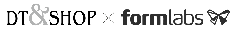 DT&SHOP Logo mit "&" in Grau, gefolgt von einem "x" und dem Formlabs-Logo mit Schmetterling.