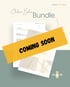 Chakren-Balance Bundle "COMING SOON" auf gelbem Band, mit Dokumenten und Mikrofon-Symbol.
