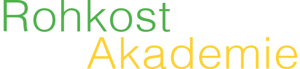 „Rohkost Akademie“ Schriftzug in Grün und Gelb auf dunkelgrünem Hintergrund.