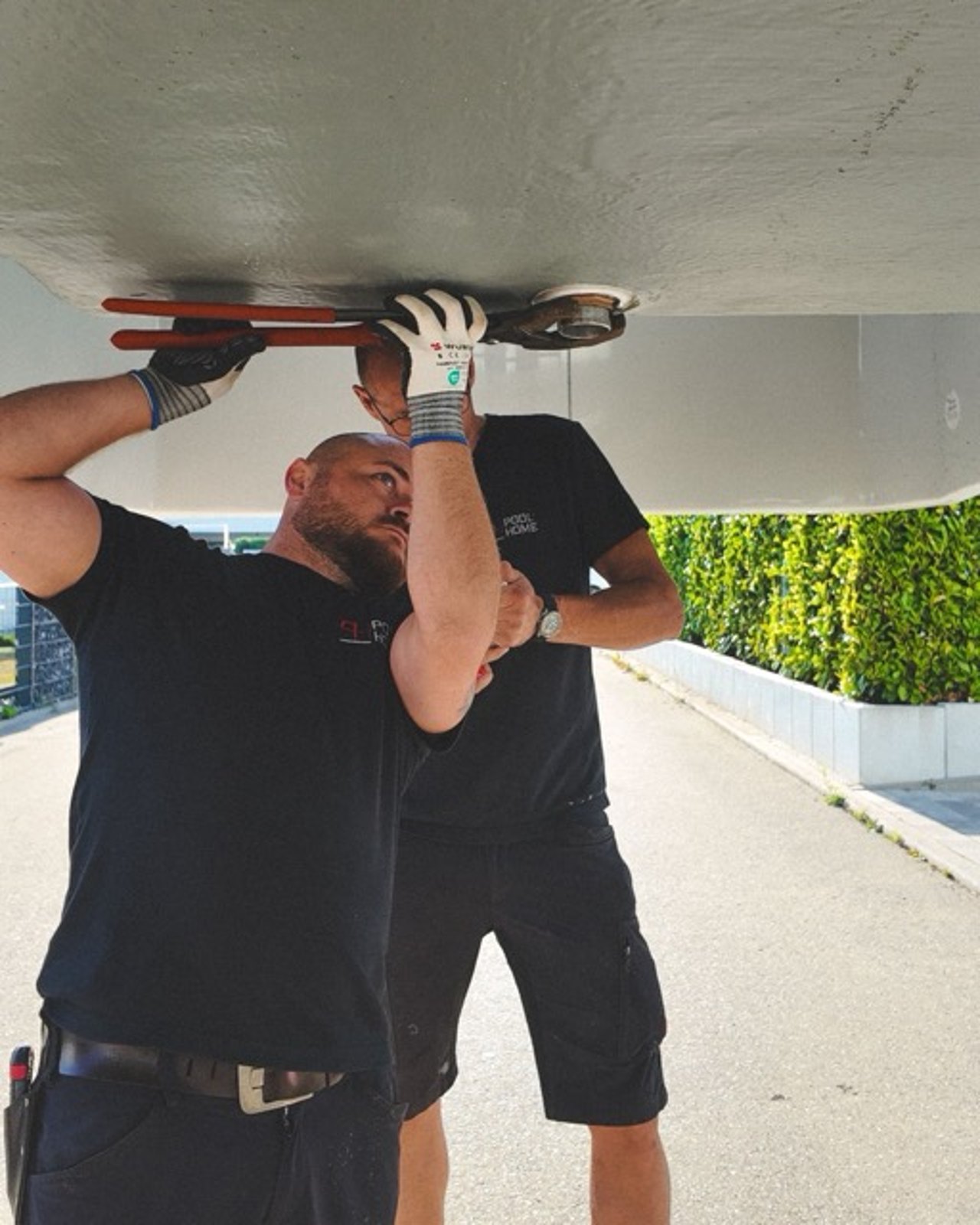 Montage der Pooltechnik durch POOL+HOME Fachpersonal