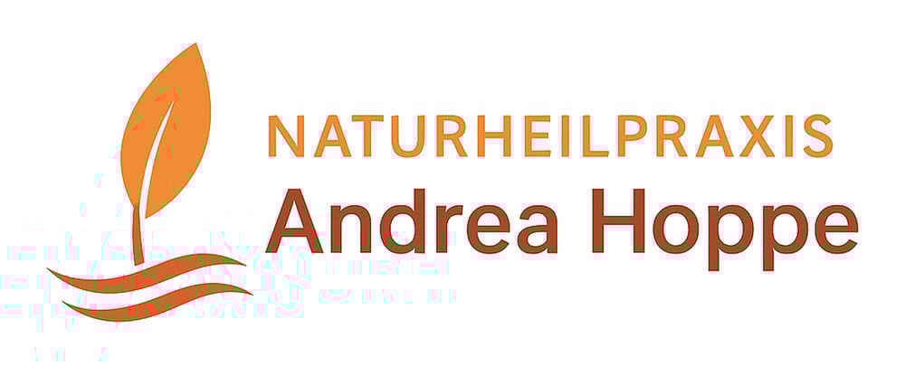 Logo "NATURHEILPRAXIS Andrea Hoppe" mit einem orangefarbenen Blatt auf zwei geschwungenen Linien.