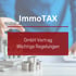 Eine Person hält einen Stift über ein Modellhaus, mit den Texten "ImmoTAX" und "Stiftung gründen".