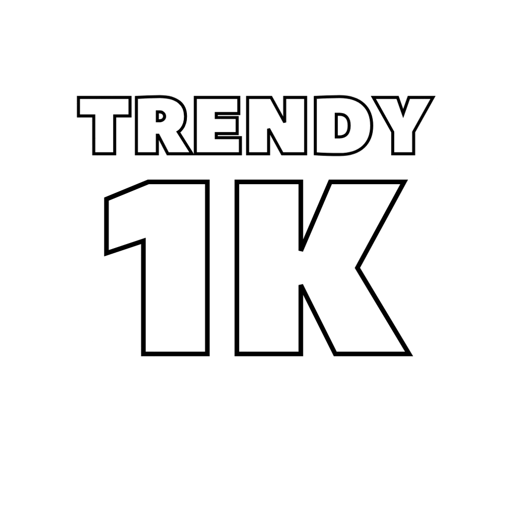 Schwarzer Text "TRENDY 1K" mit weißer Umrandung auf grünem Hintergrund mit weißem Kreis.