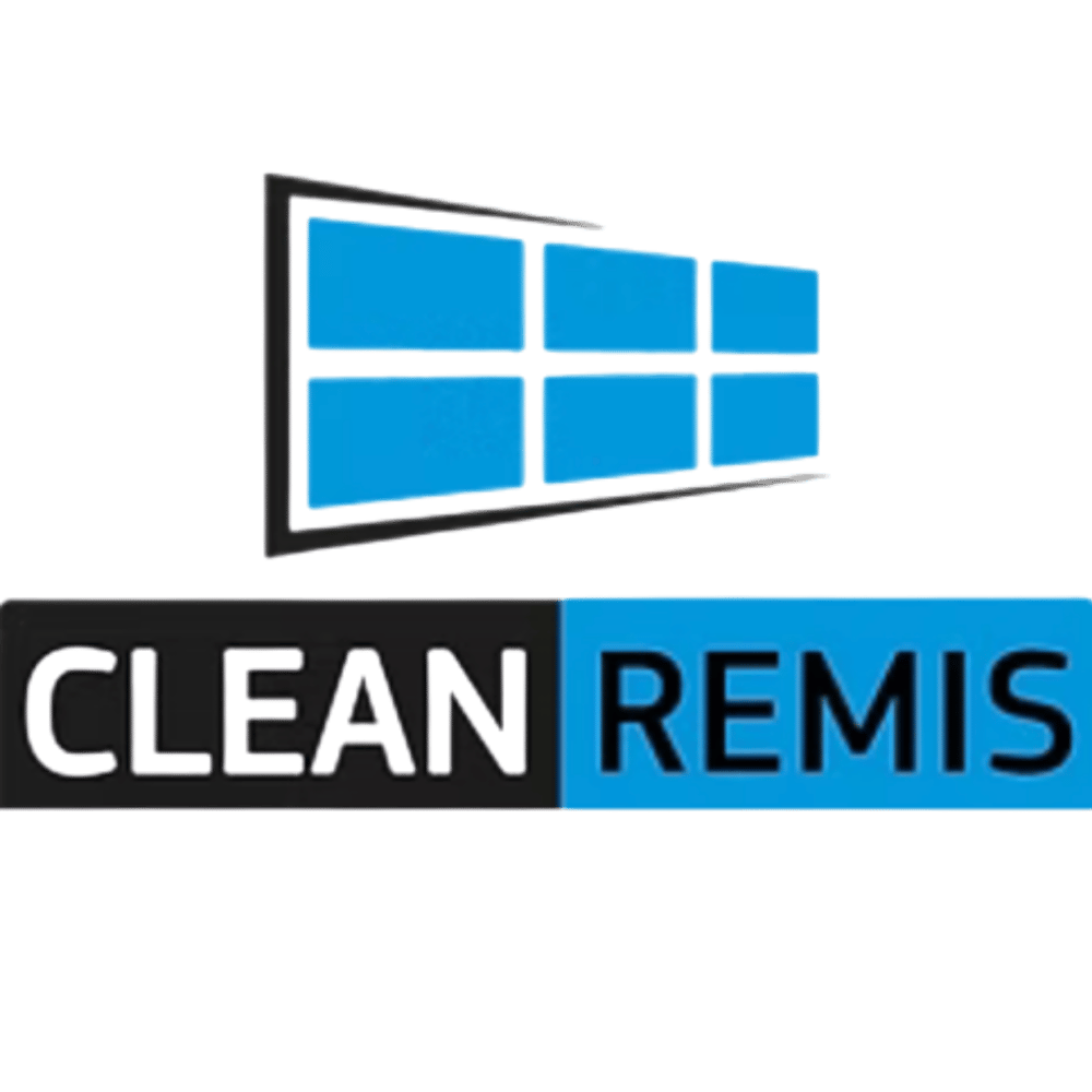 Logo: Schwarzes und blaues Fenster über "CLEAN REMIS" in Schwarz und Blau.