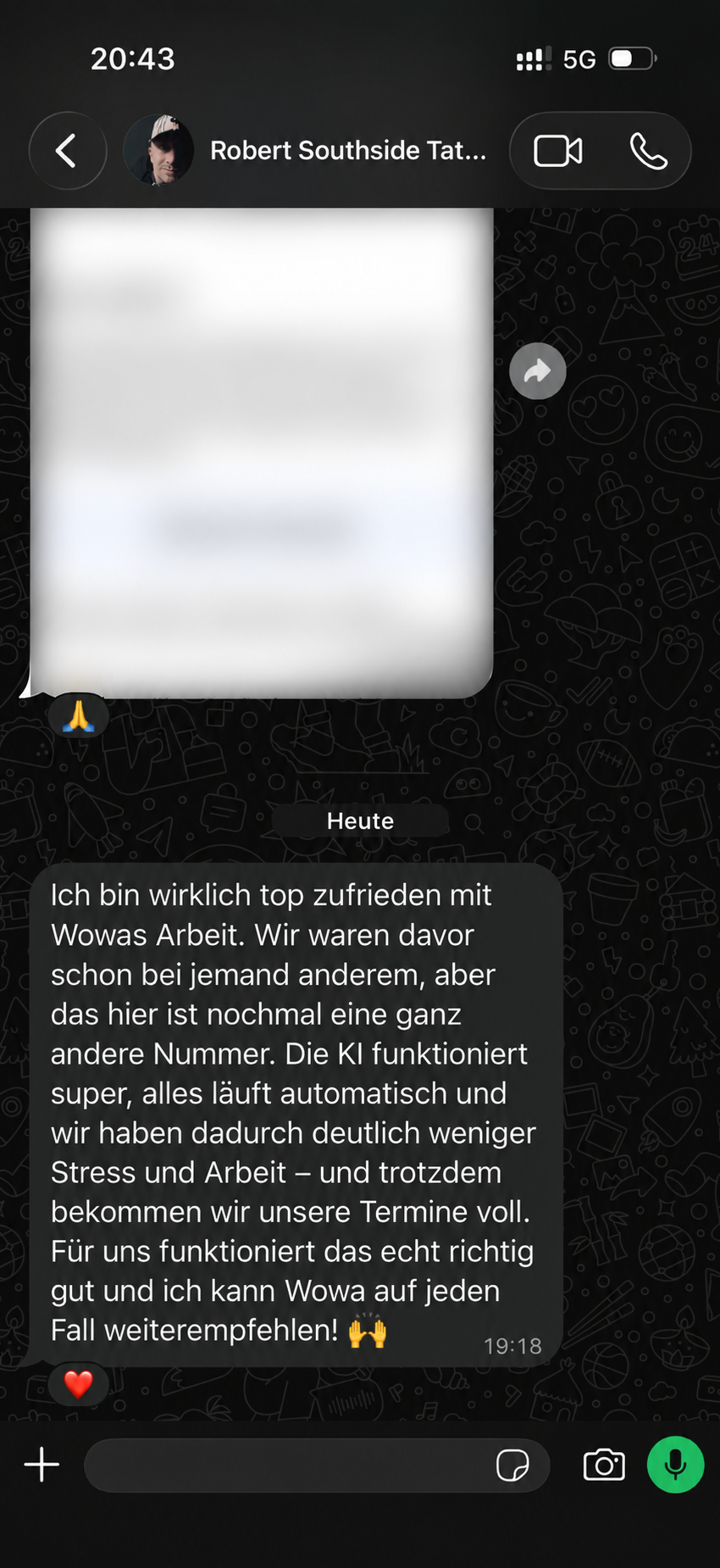 WhatsApp-Nachricht von einem Studioinhaber