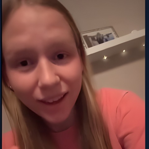 Pia, 17