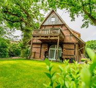 Fachwerkhaus im Grünen