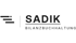 Logo von Sadik Bilanzbuchhaltung mit einem abstrakten Liniensymbol auf schwarzem Hintergrund.