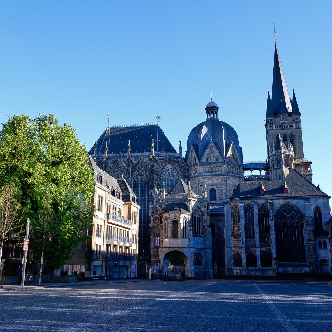 Aachener Dom im Morgenlicht – Marketing Klickrebellen für Aachen