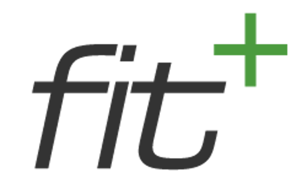 Logo Fit+ z czarnym napisem „fit” i zielonym symbolem plusa.