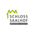 Logo von Schloss Saalhof mit grünem Bergsymbol und Text "SCHLOSS SAALHOF Maishofen · Austria".