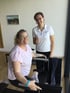 Mitglied Sandra beim Gesundheitstraining mit LANDphysio-Sporttherapeutin Sofia im Studio Lauchdorf, Ostallgäu