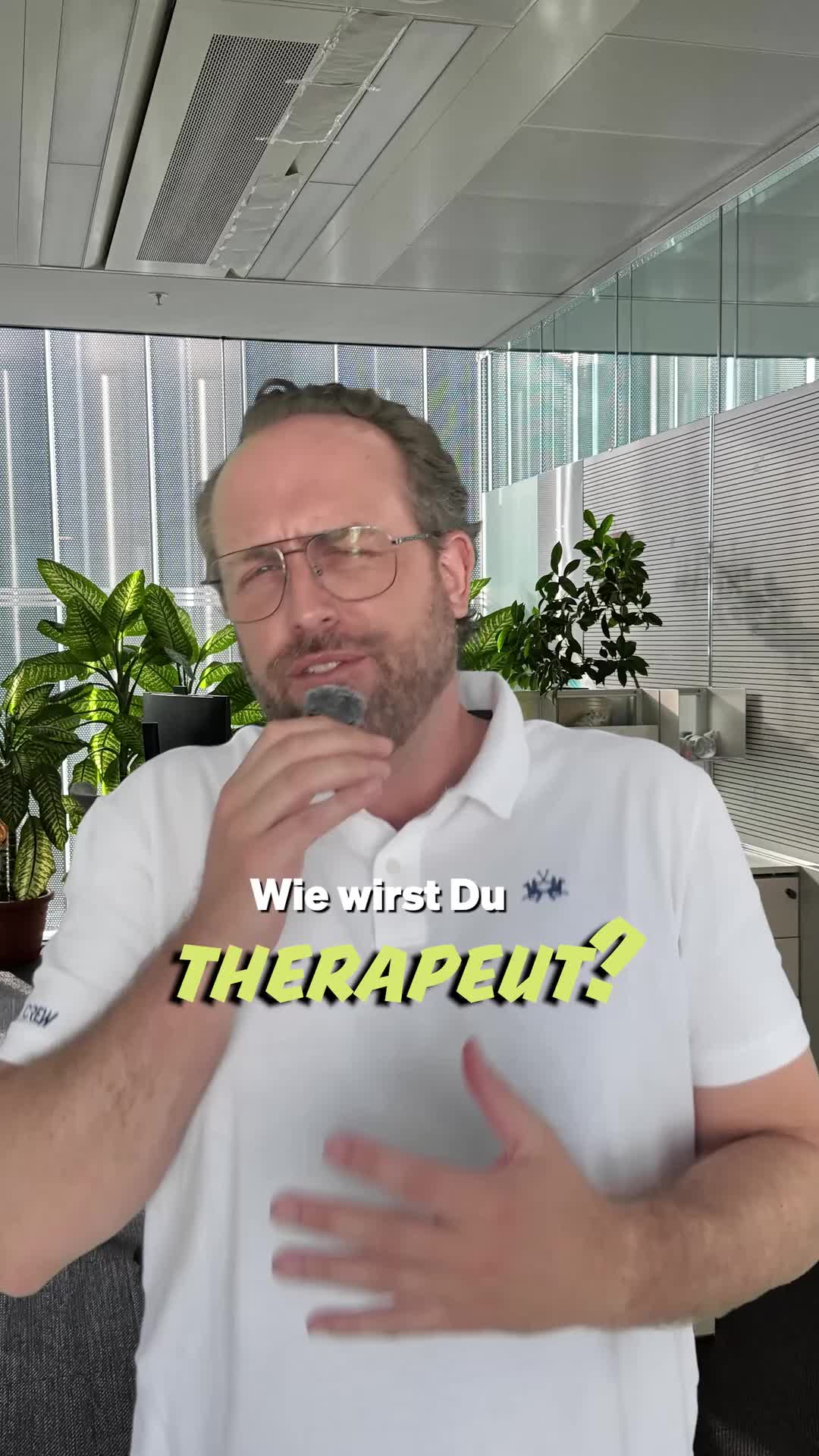 Standbild aus dem Video über die Zulassung zum Therapeuten an der HMU Erfurt