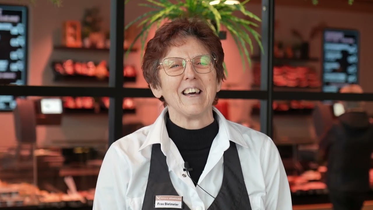 Frau Bielmeier, Verkäuferin bei der Metzgerei Böhmfelder