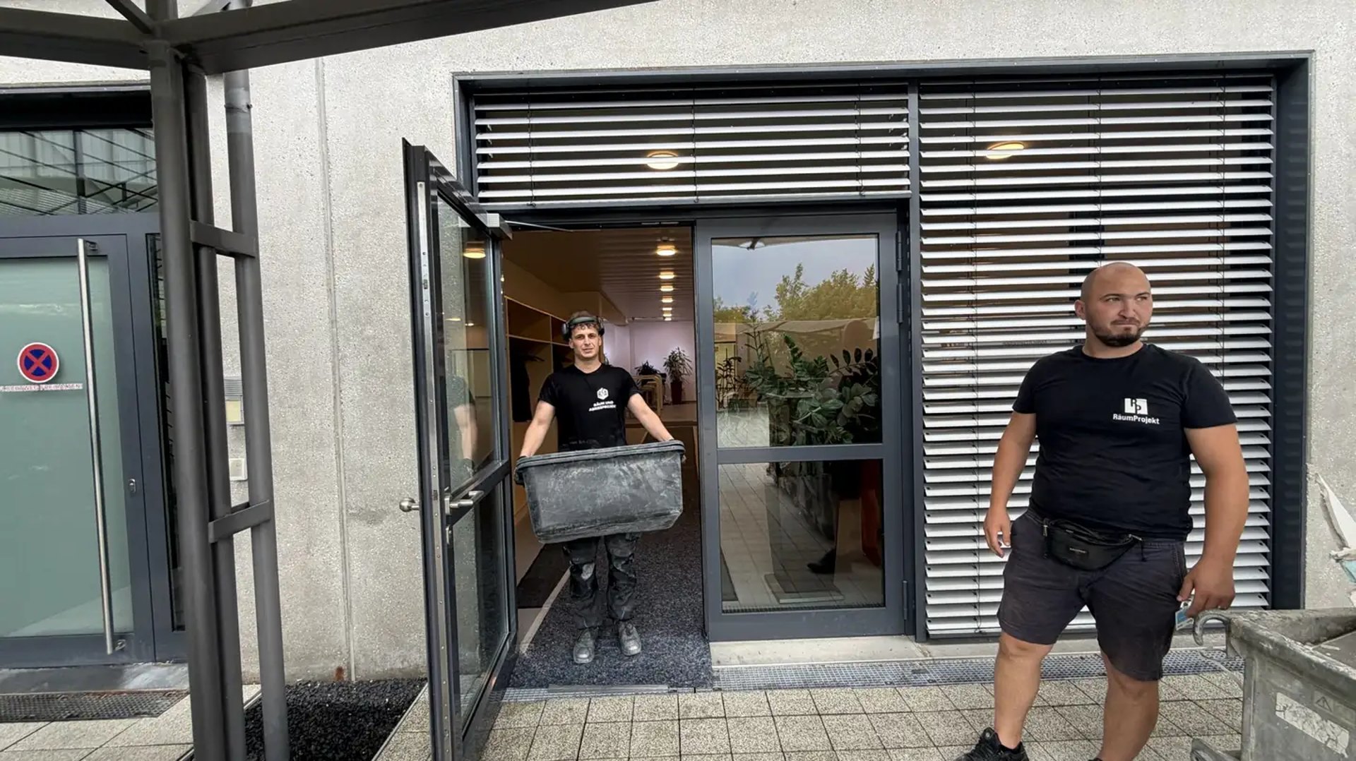 Projektfoto: Rückbau von Sanitär- und Umkleideräumen in Wimsheim