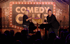 Marcel Kösling mit Zuschauerin beim Comedy Club Delmenhorst im Oktober 2025