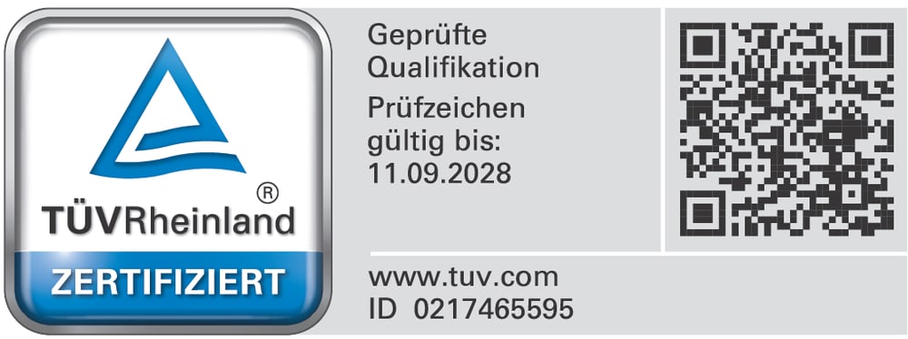 TÜV Rheinland ZERTIFIZIERT, Geprüfte Qualifikation, gültig bis: 11.09.2028, www.tuv.com, ID 0217465595, mit QR-Code.