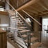 Zweiholmtreppe aus Eiche, kernverleimt und lackiert