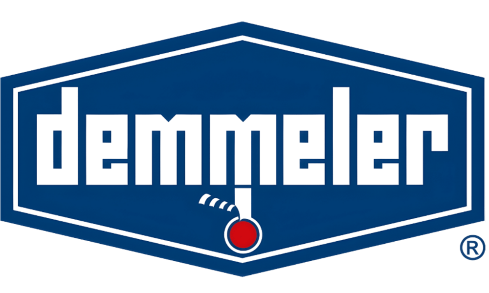 Demmeler Logo: "demmeler" in weiß auf blauem Schild, rotes Thermometer, Slogan "OUR PERFORMANCE makes THE DIFFERENCE"