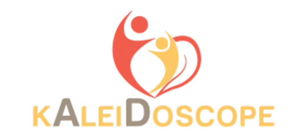 Kaleidoscope Logo mit zwei abstrakten Figuren in Herzform und dem Schriftzug KALEIDOSCOPE auf schwarzem Hintergrund.