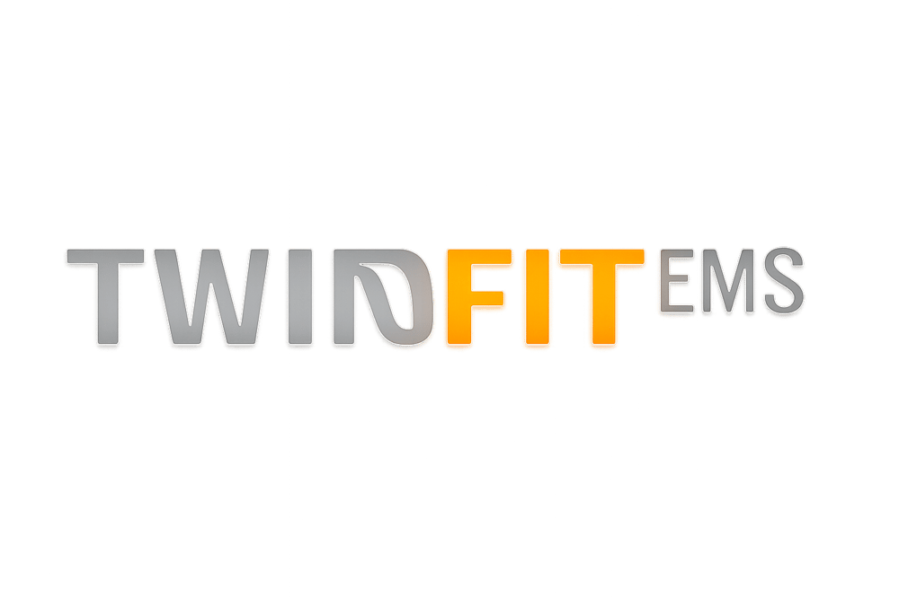 TWINFIT EMS Logo in Grau und Orange auf schwarzem Hintergrund.