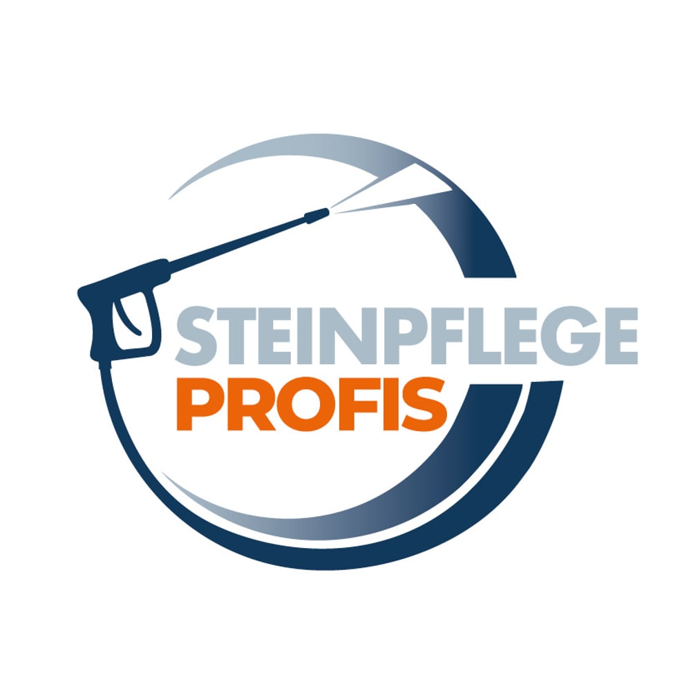 Steinpflege Profis Logo mit Hochdruckreiniger, der Wasser sprüht, und Text "STEINPFLEGE PROFIS" in einem Kreis.