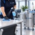 Gepflegter Büroflur nach der Reinigung