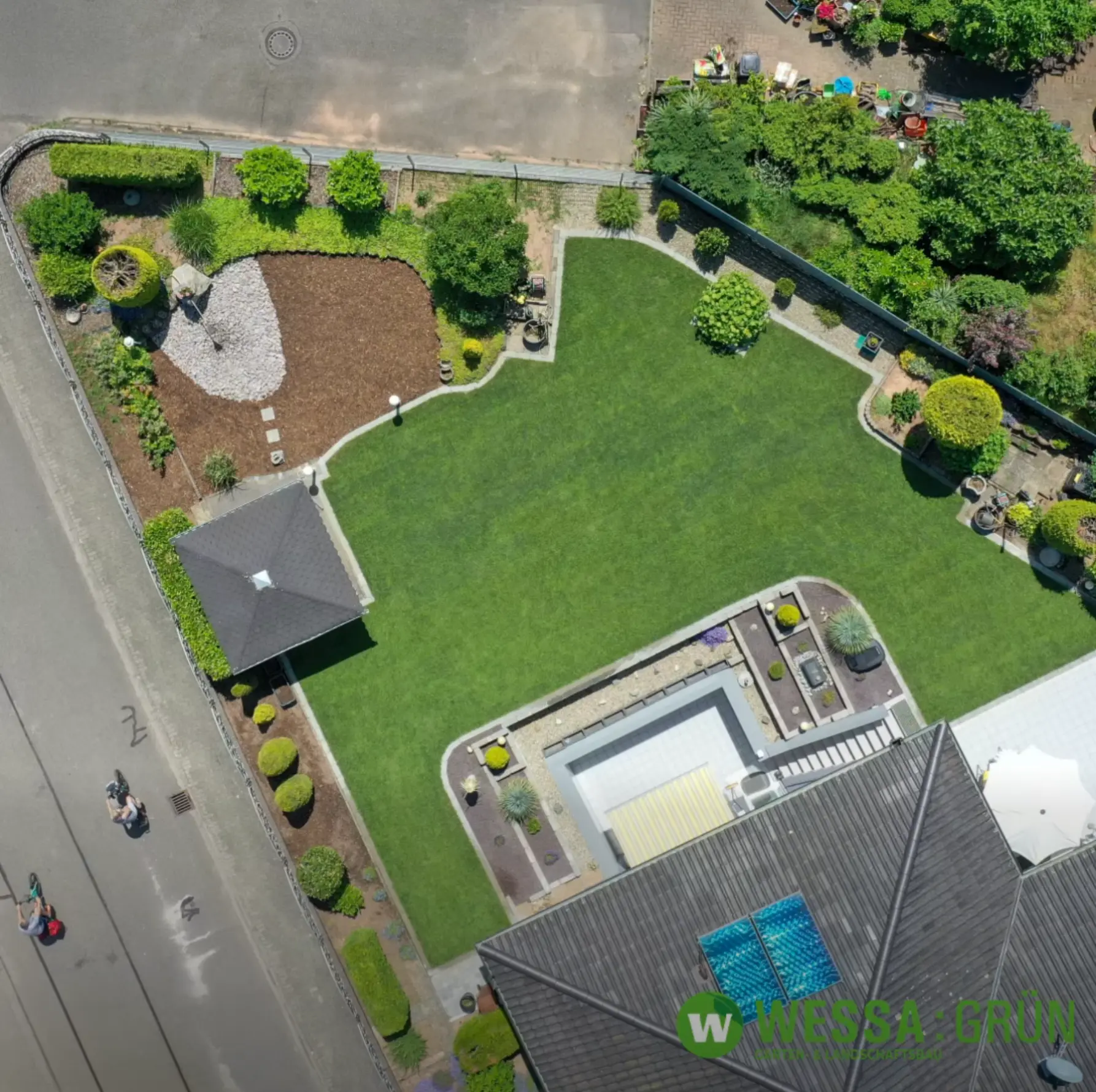 Gepflegte Gartenpflege in Germersheim – WESSA:GRÜN