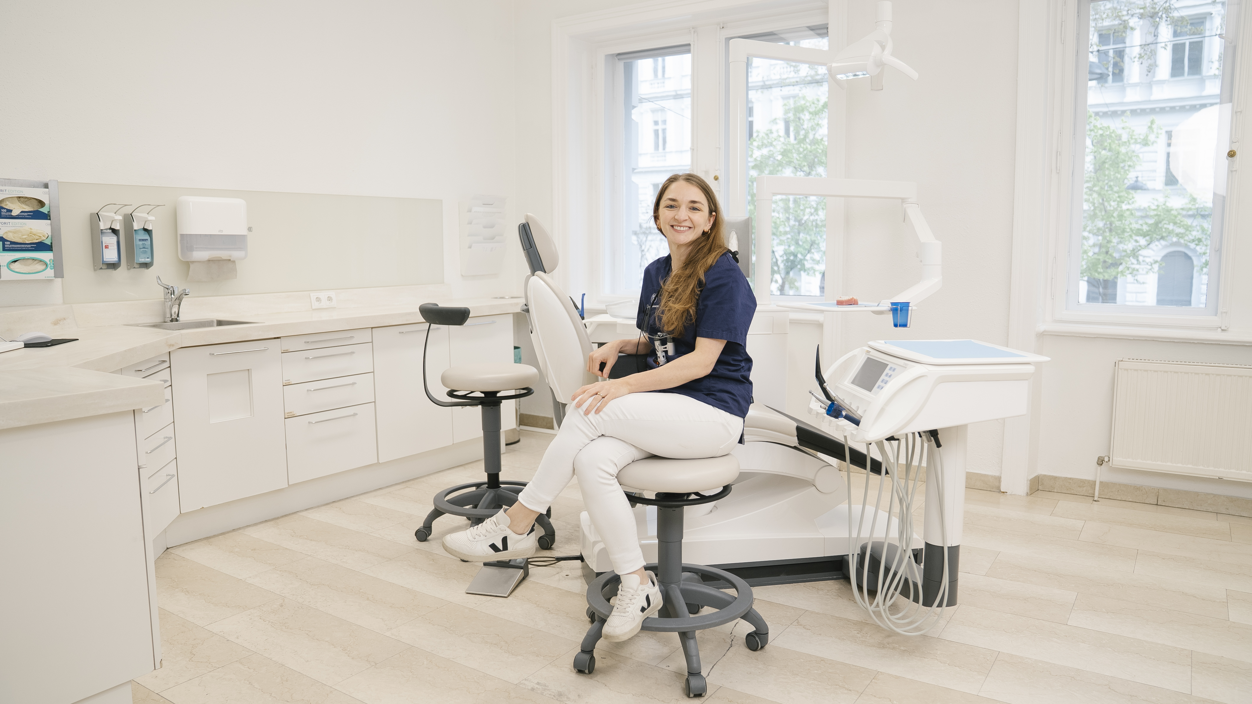 Dr. Nora Katauczek