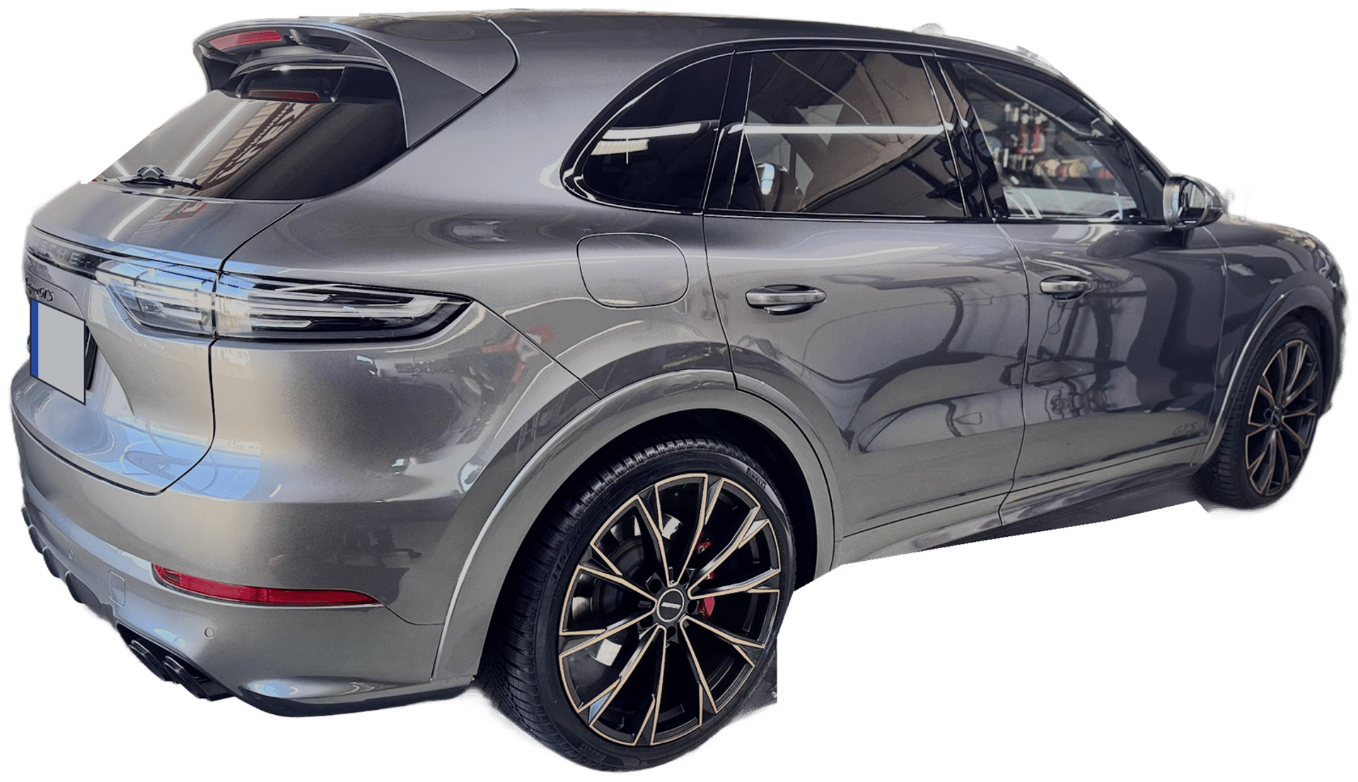 Porsche Cayenne GTS aus der Werkstatt von NBK detailing in Kehl, mit den Leistungen beschriftet