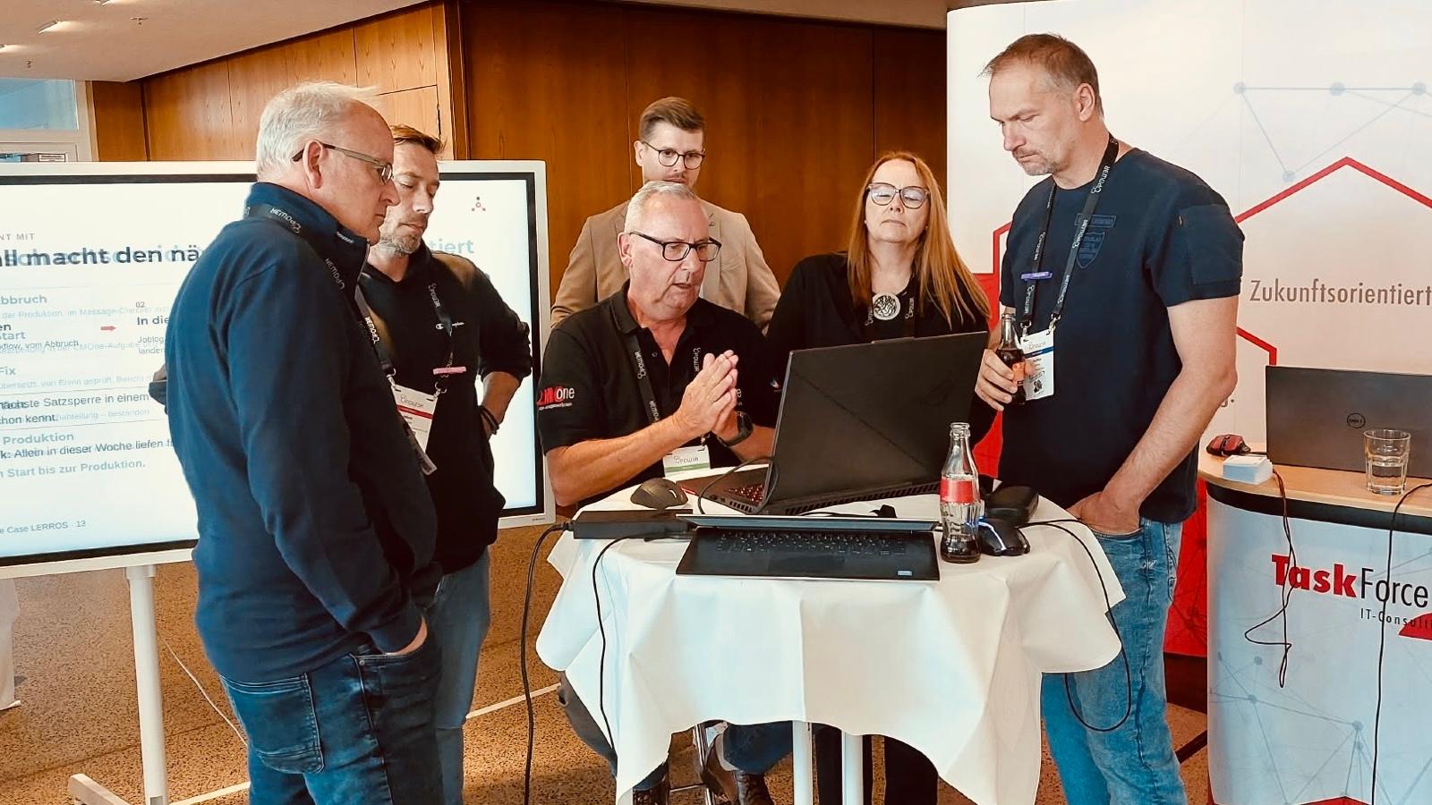 Live-Demo von CMOne Agentic am Task-Force-Stand auf der POW3R 2026