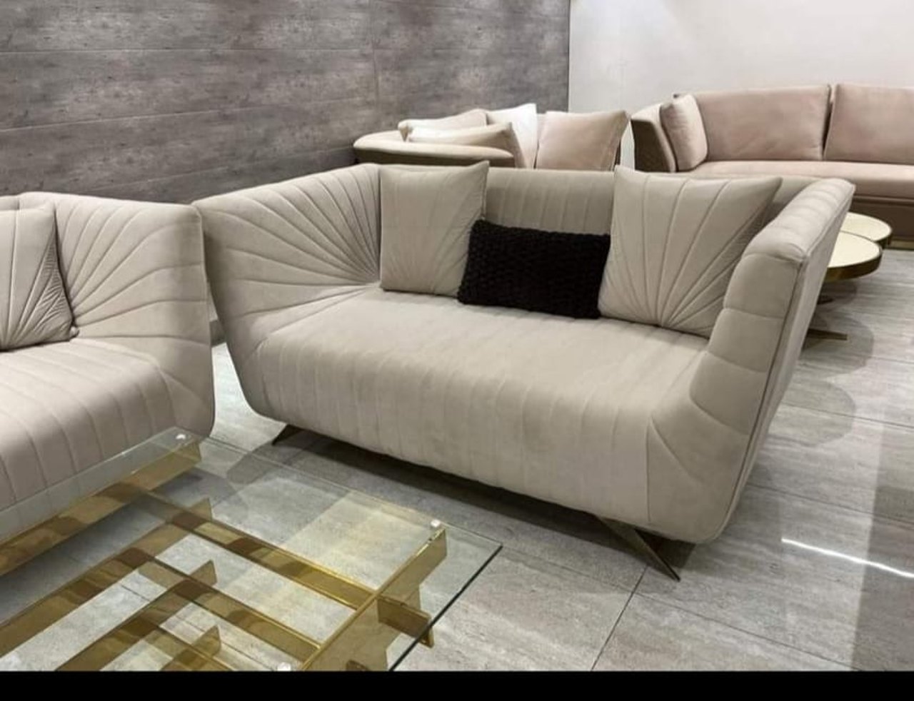 Beige Velvet Fan-Tuft