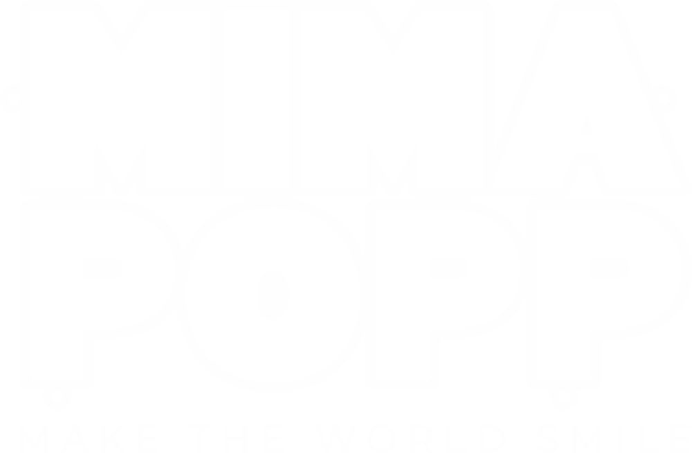 Weißer Text auf grünem Hintergrund: "MIMMA POPP", darunter "MAKE THE WORLD SMILE".