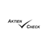 „AKTIEN CHECK“ Logo mit einem Häkchen zwischen den Wörtern auf dunklem Hintergrund.