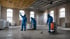Drei Arbeiter in blauen Schutzanzügen und Gasmasken reinigen eine große, leere Lagerhalle.